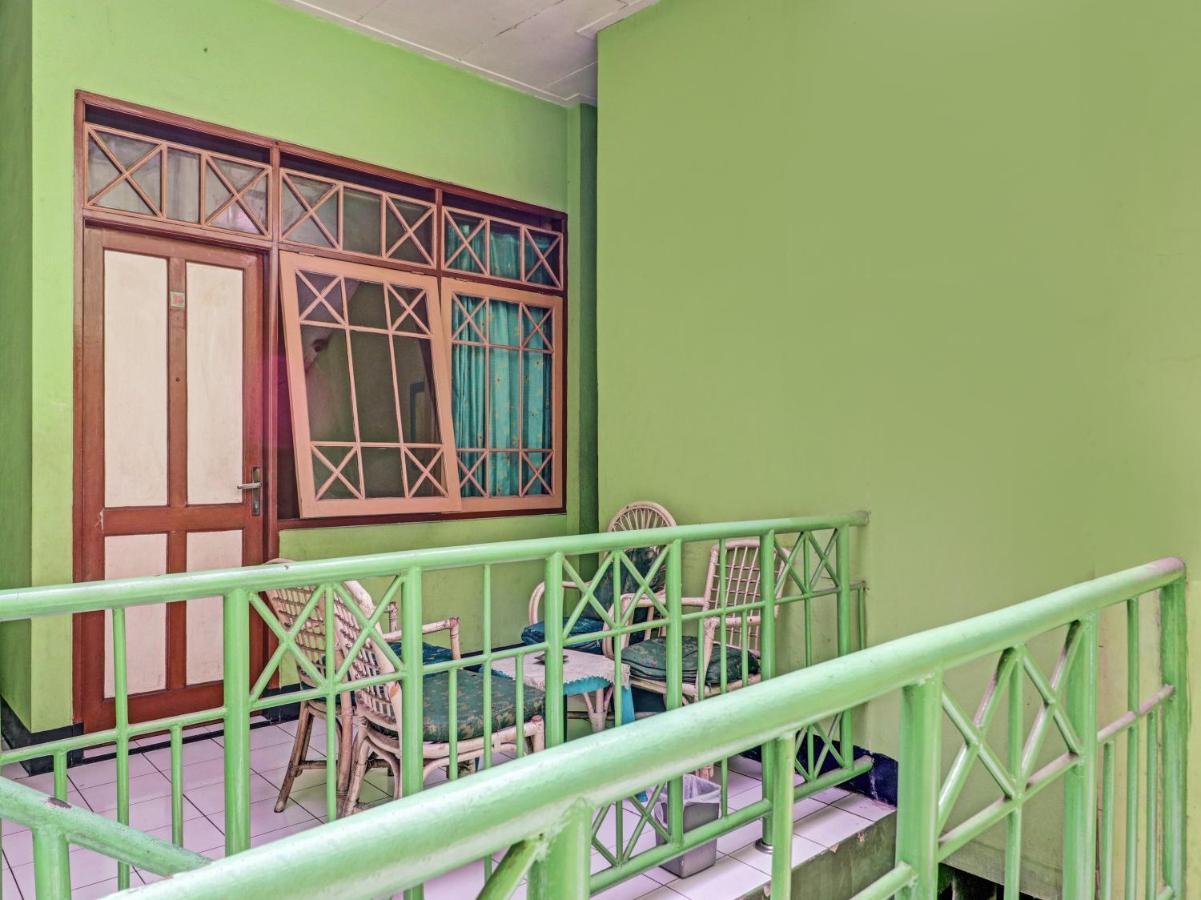 Spot On 90632 Hotel Pelangi Indah Paskal Bandung Exterior photo